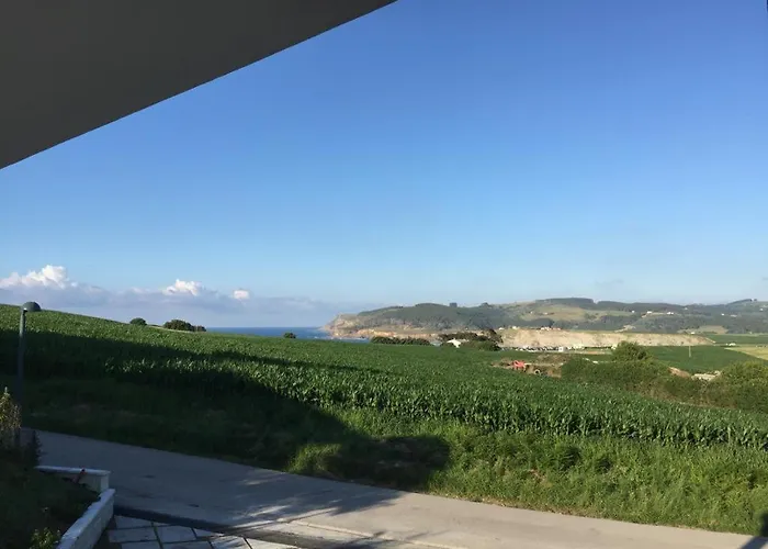 Wayve House Хостел *