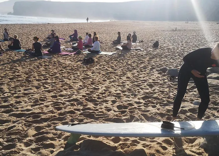 Wayve House Хостел *