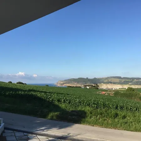 Wayve House אכסניה *