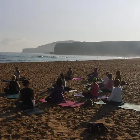 Wayve House אכסניה לנגראו